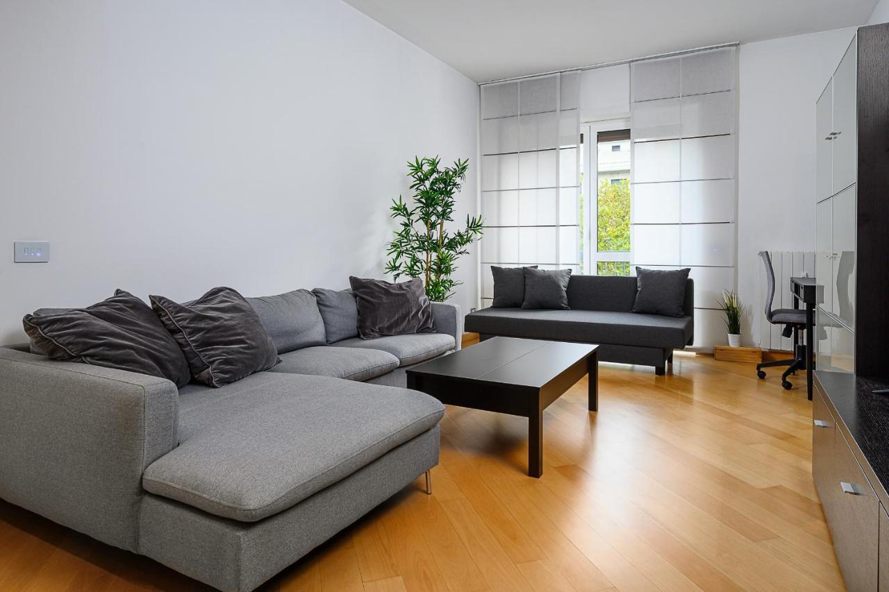Stylish Condo Garibaldi Sempione 85M2 - Self Check-In Milano Eksteriør billede